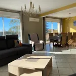 Ferienhaus Chez Lucie Et Compagnie Pavillon Familial Avec Beau Jardin