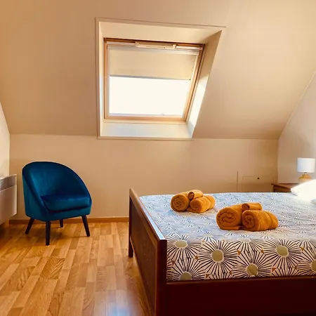 펜션 Chez Lucie Et Compagnie Pavillon Familial Avec Beau Jardin Vron