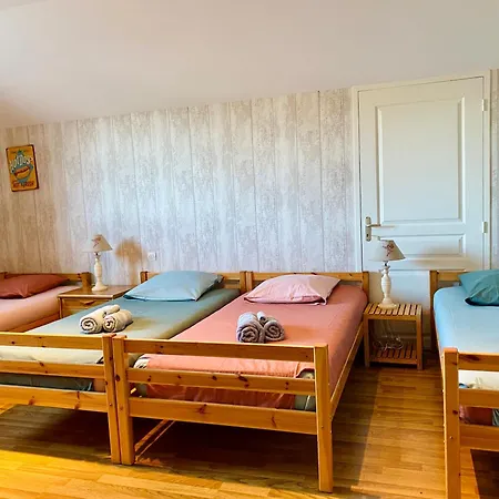 Σπίτι διακοπών Chez Lucie Et Compagnie Pavillon Familial Avec Beau Jardin